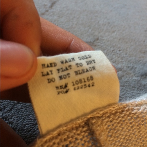 Cute sweater - Picture 3 of 4